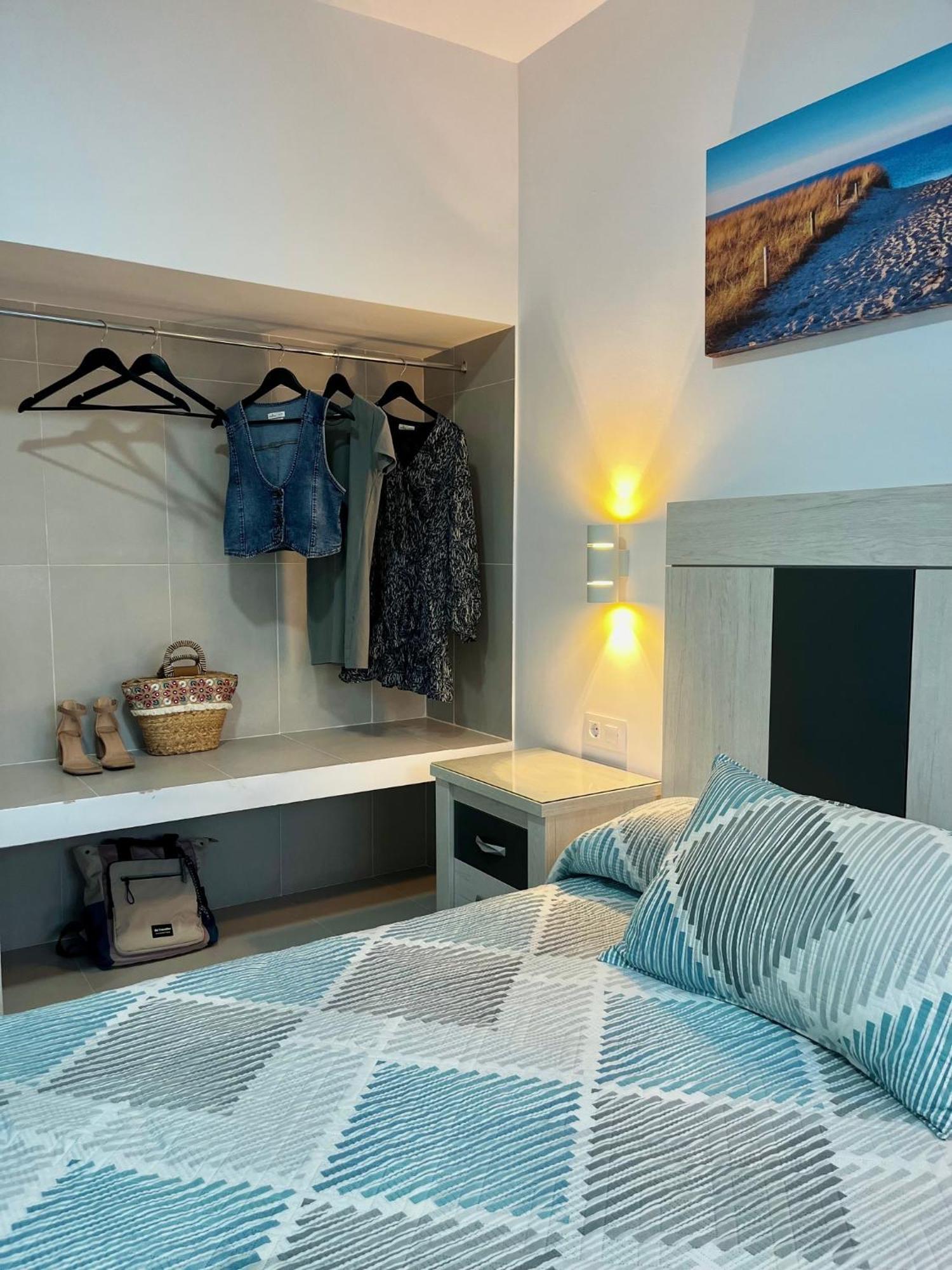 Hostal Los Mellizos Conil De La Frontera Bagian luar foto
