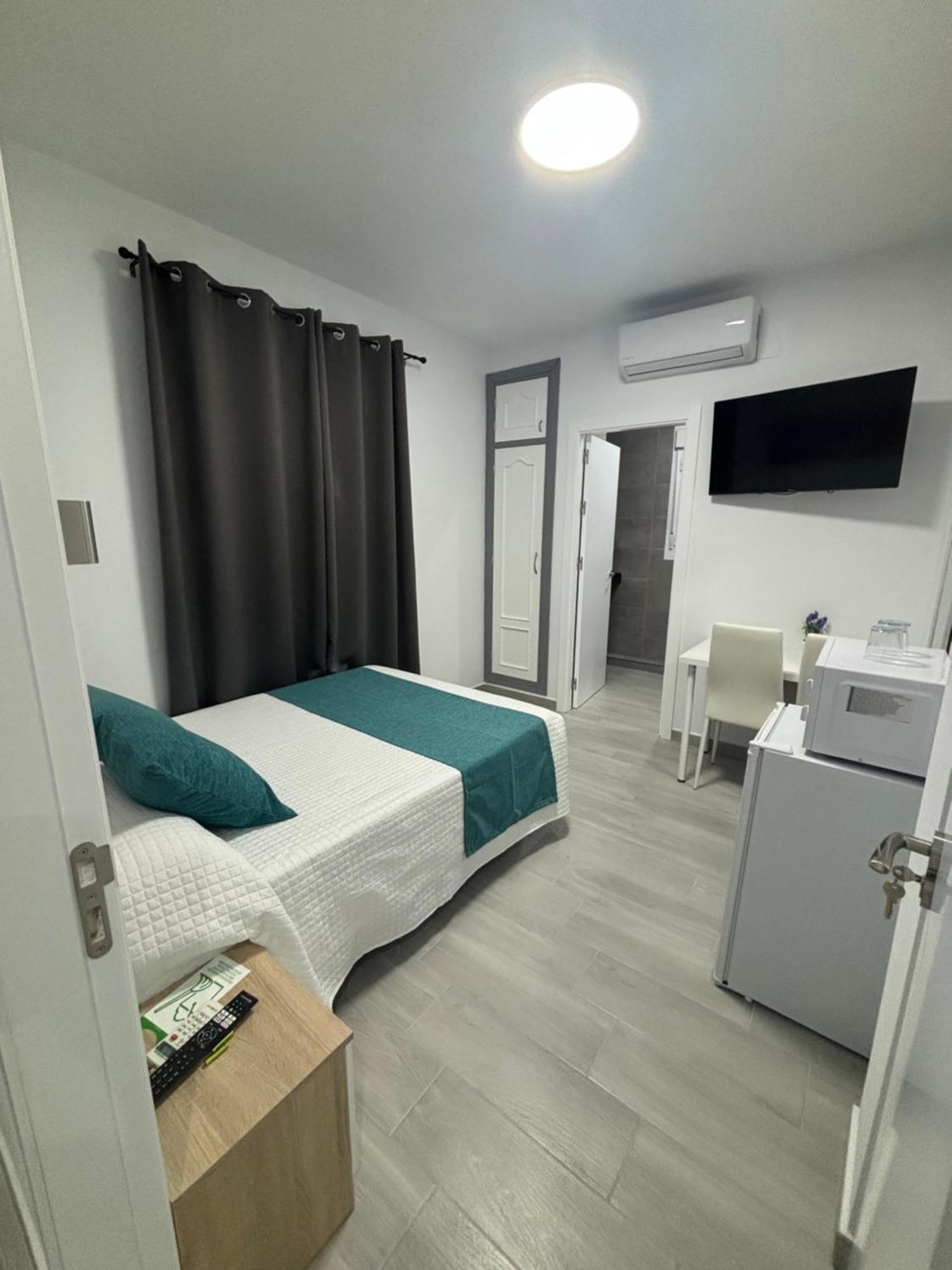 Hostal Los Mellizos Conil De La Frontera Bagian luar foto